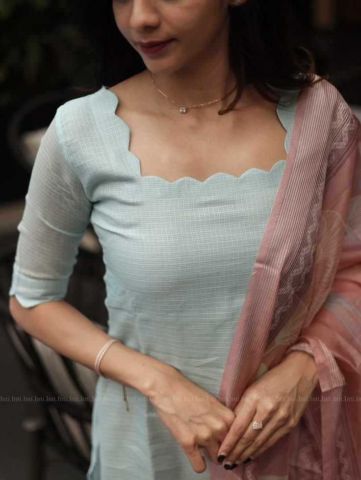 Mint Scalloped Neck Kurti